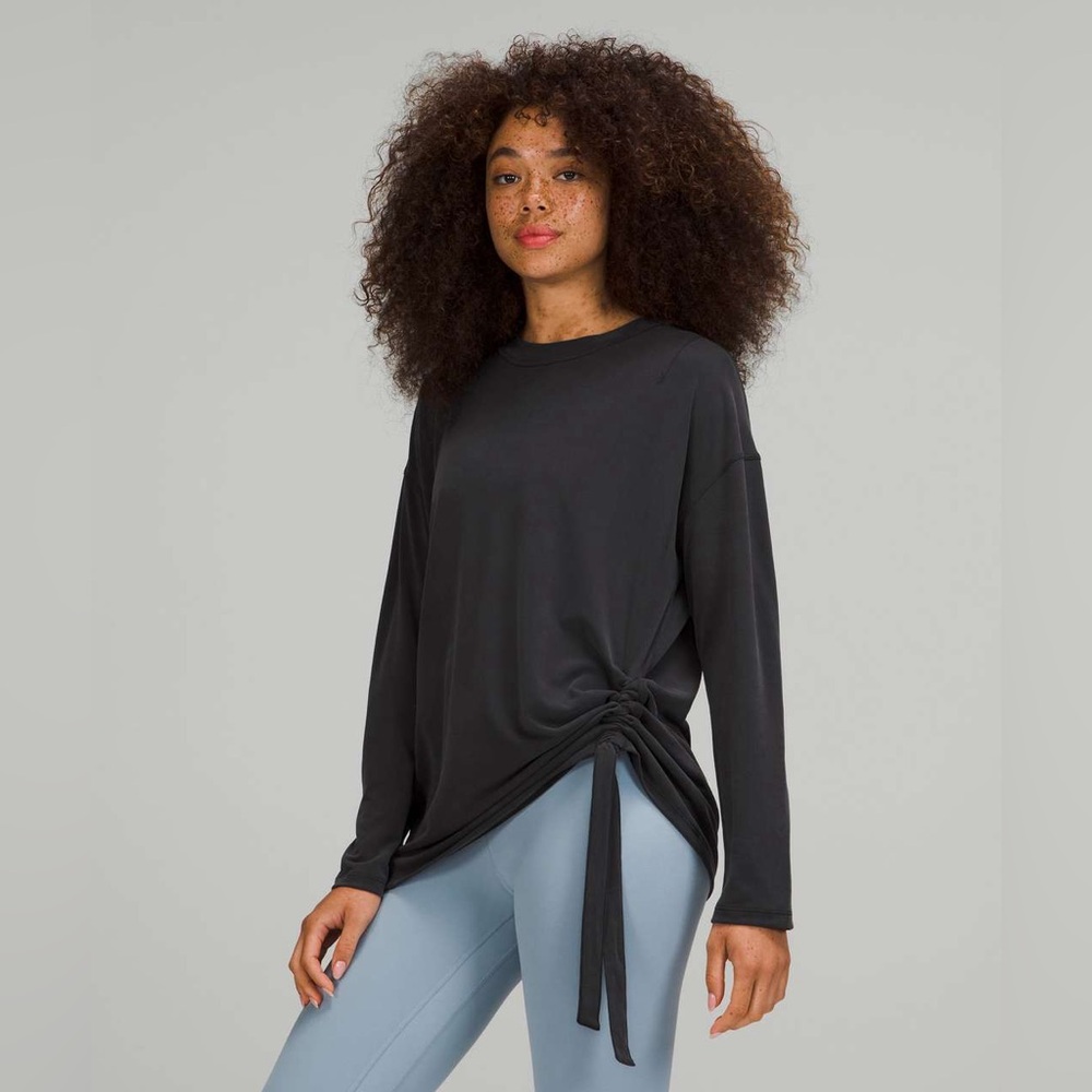 Women’s Lululemon Side Cinch Long sleeve crew size 8